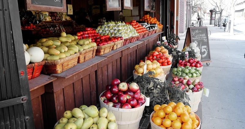 Pourquoi les prix des fruits et légumes flambent et comment s’en sortir